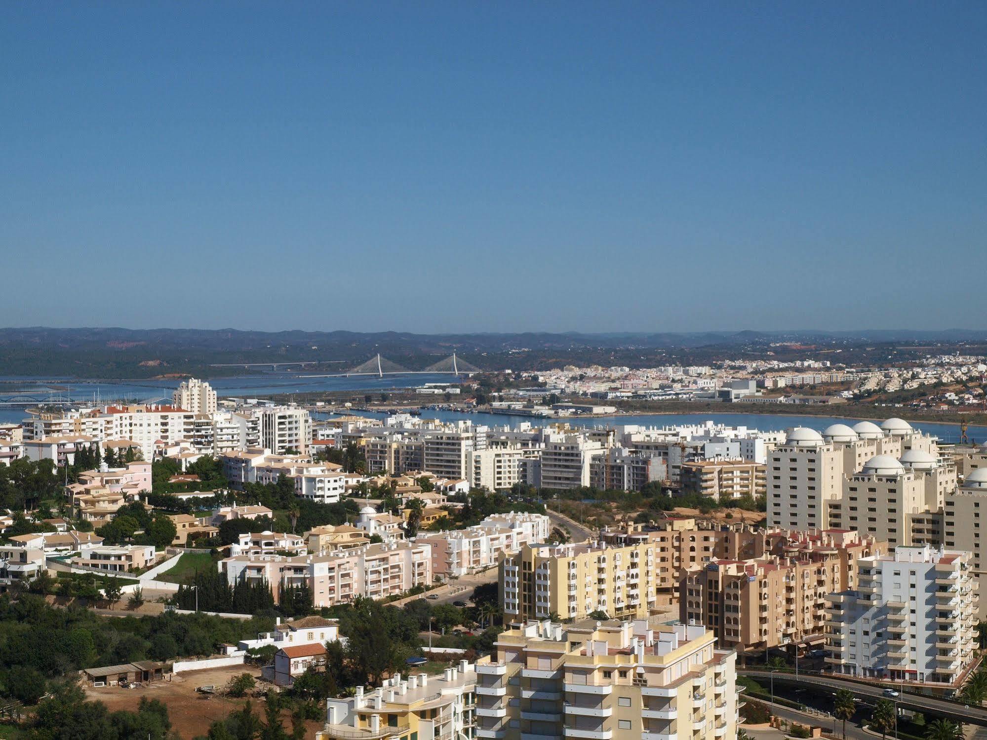 Apartahotel Jardins Da Rocha 3*